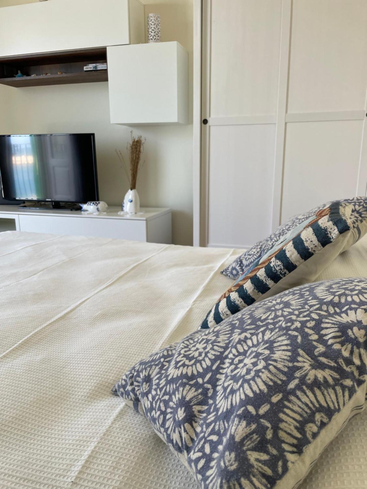 Casa Al Porto Apartment Giovinazzo Bagian luar foto